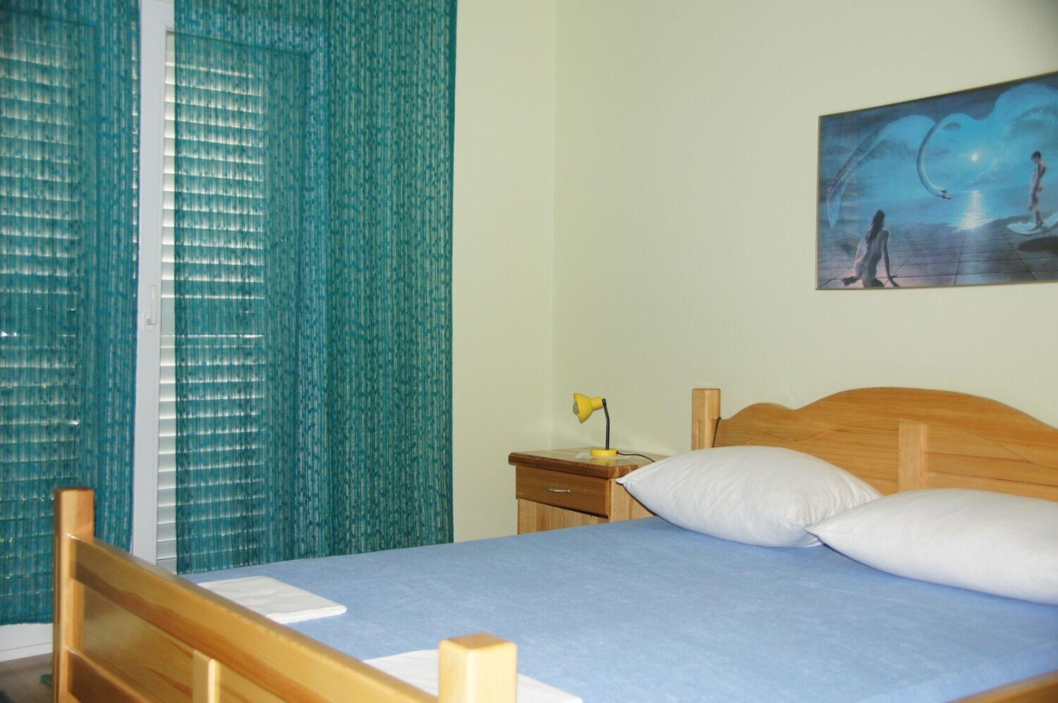 Apartments Sonja - By The Sea Zivogosce Bagian luar foto