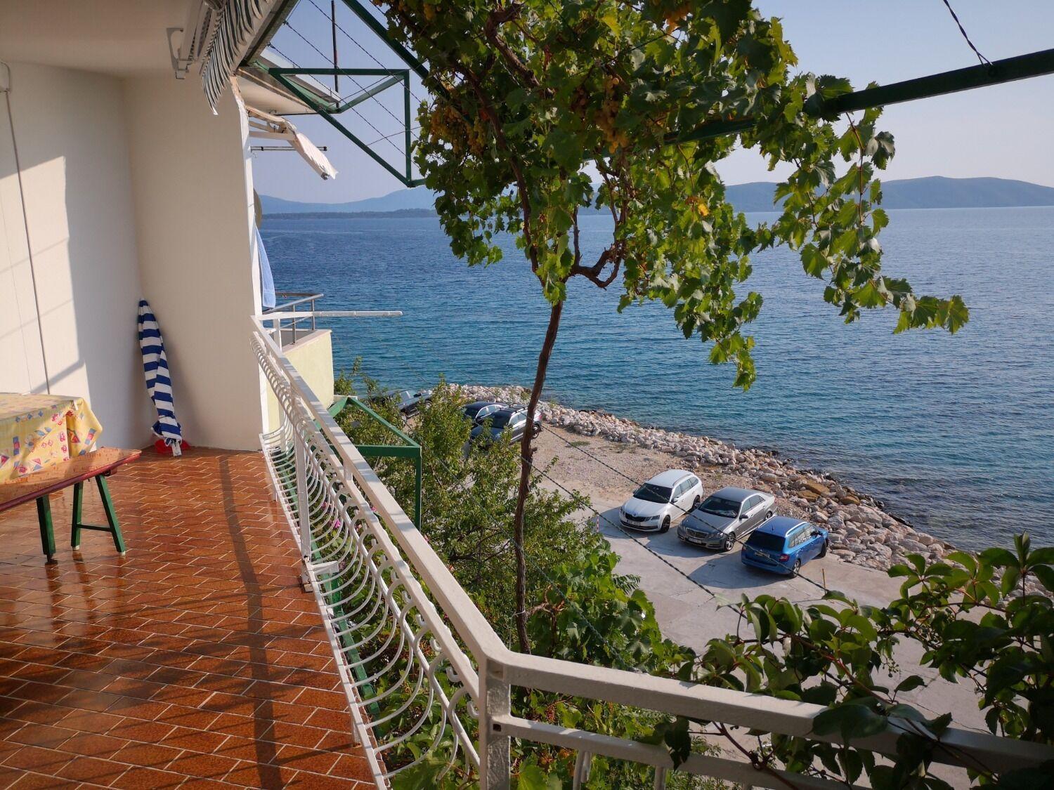 Apartments Sonja - By The Sea Zivogosce Bagian luar foto